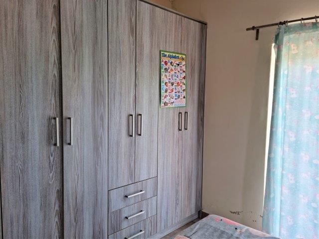To Let 4 Bedroom Property for Rent in Melodie North West